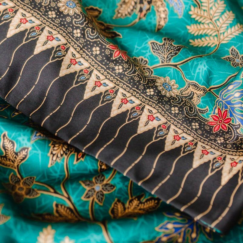 kimono de cérémonie en soie pour femme