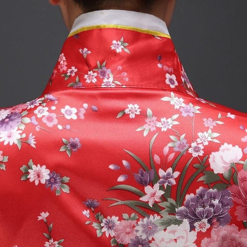 vêtement traditionnel japonais femme