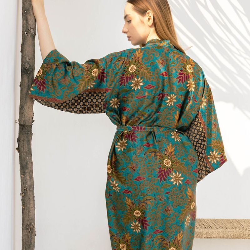kimono en soie pour femme
