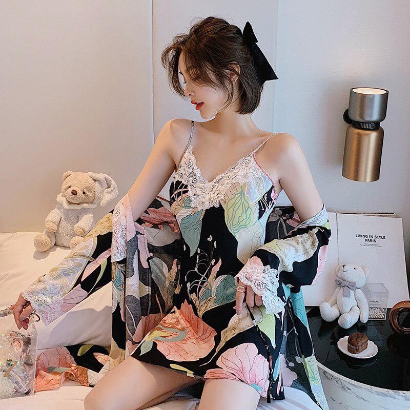 kimono japonais pour femme motifs fleurs