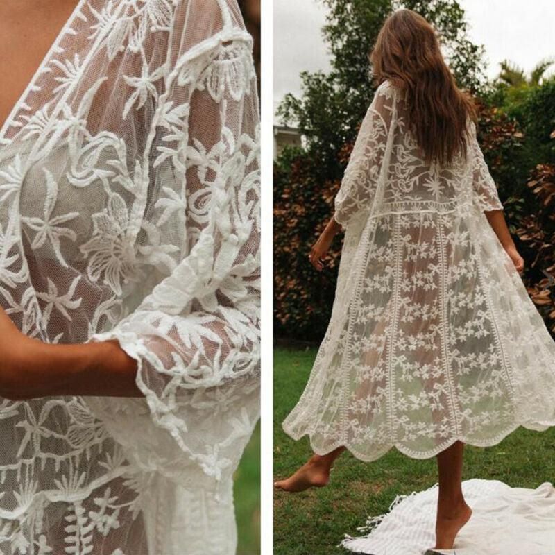 kimono élégant en dentelle blanche