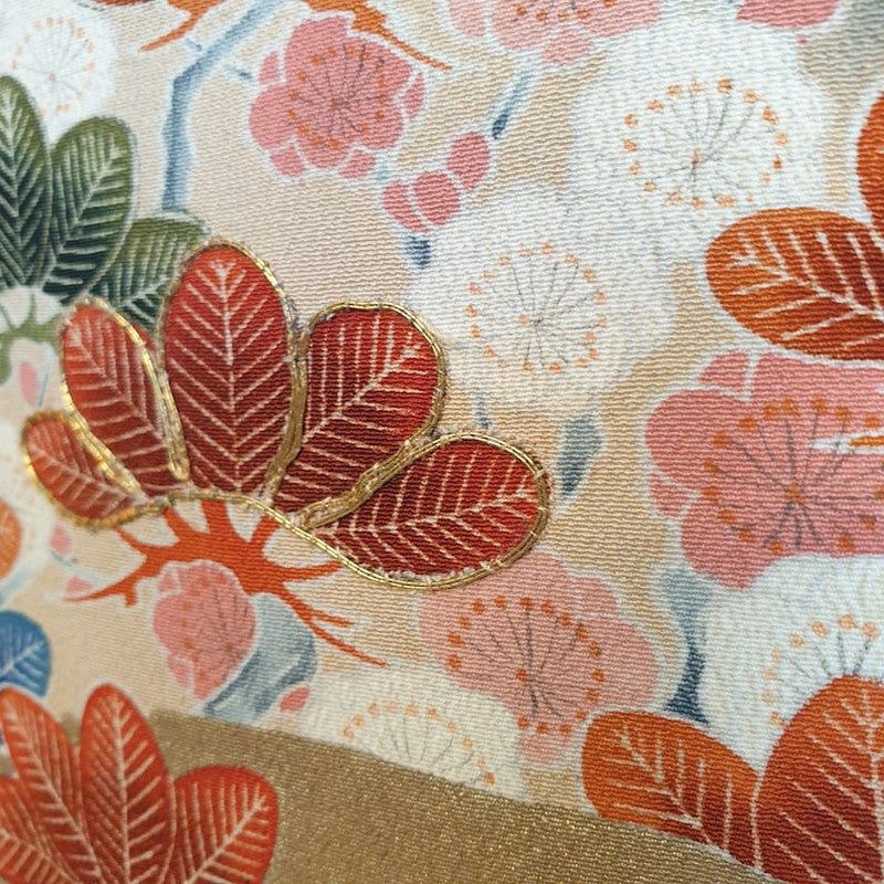 kimono élégant en soie pour femme