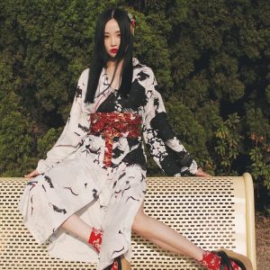 vêtement traditionnel japonais femme