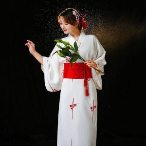 robe kimono japonaise femme couleur blanche