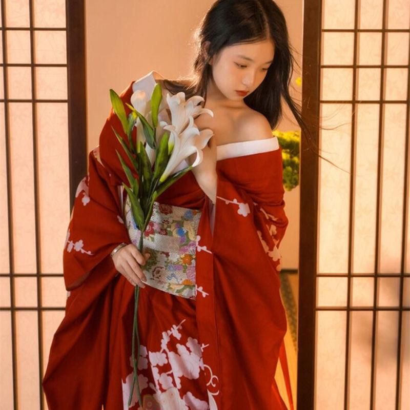 kimono japonais femme rouge
