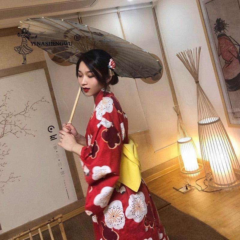 kimono japonais femme traditionnel
