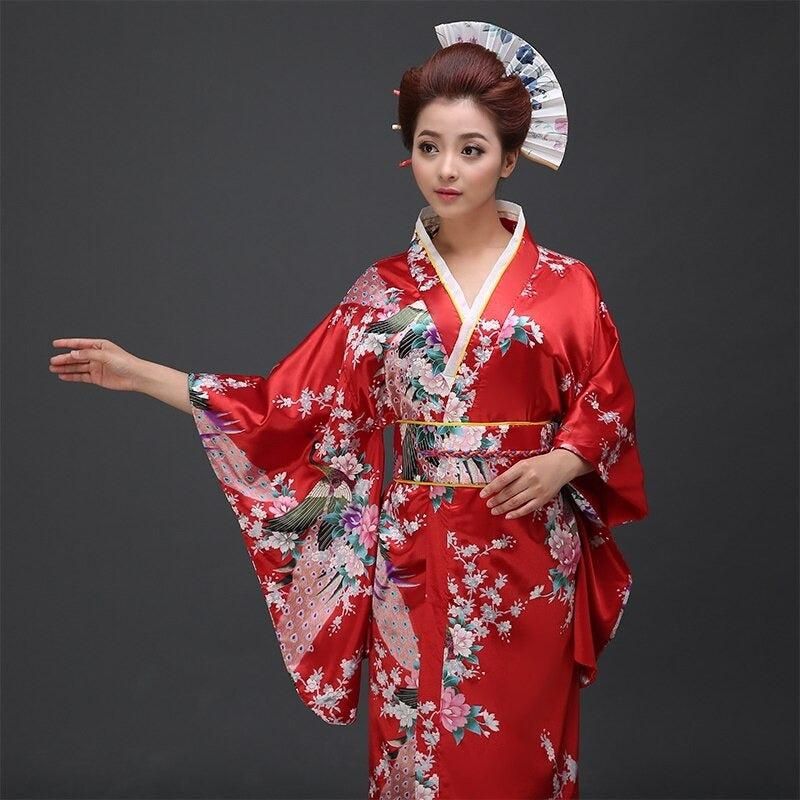kimono japonais femme traditionnel