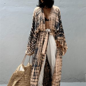kimono long beige rosé à imprimé tie dye