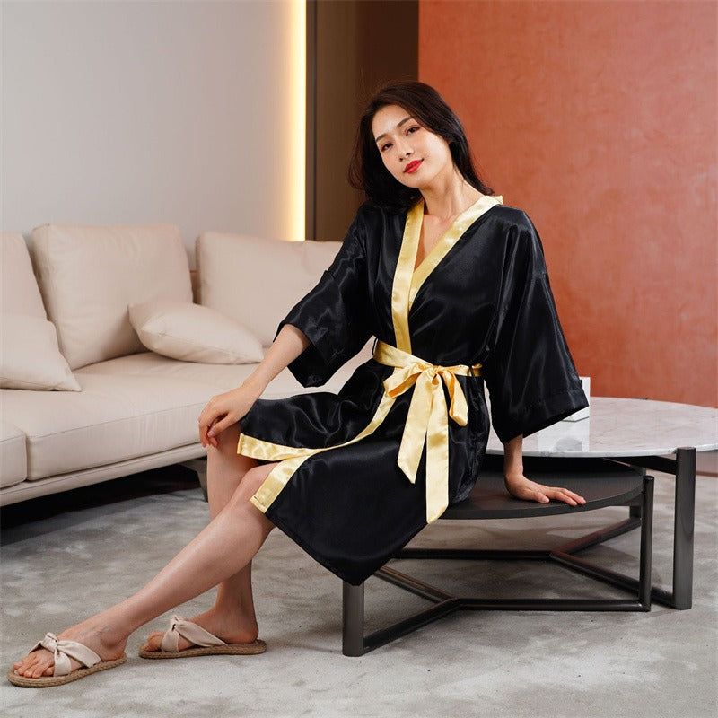 robes de nuit en satin noir