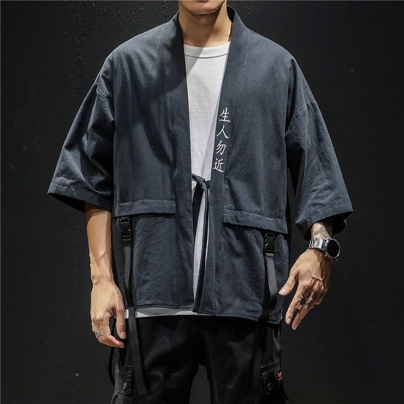 kimono noir en lin