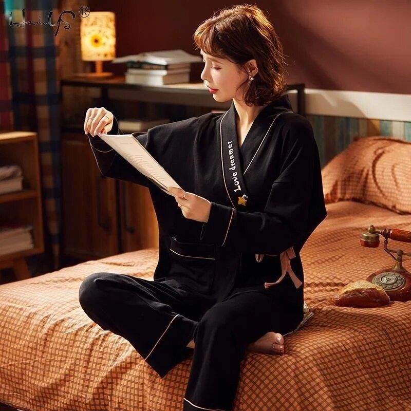 pyjama noir avec motif kimono