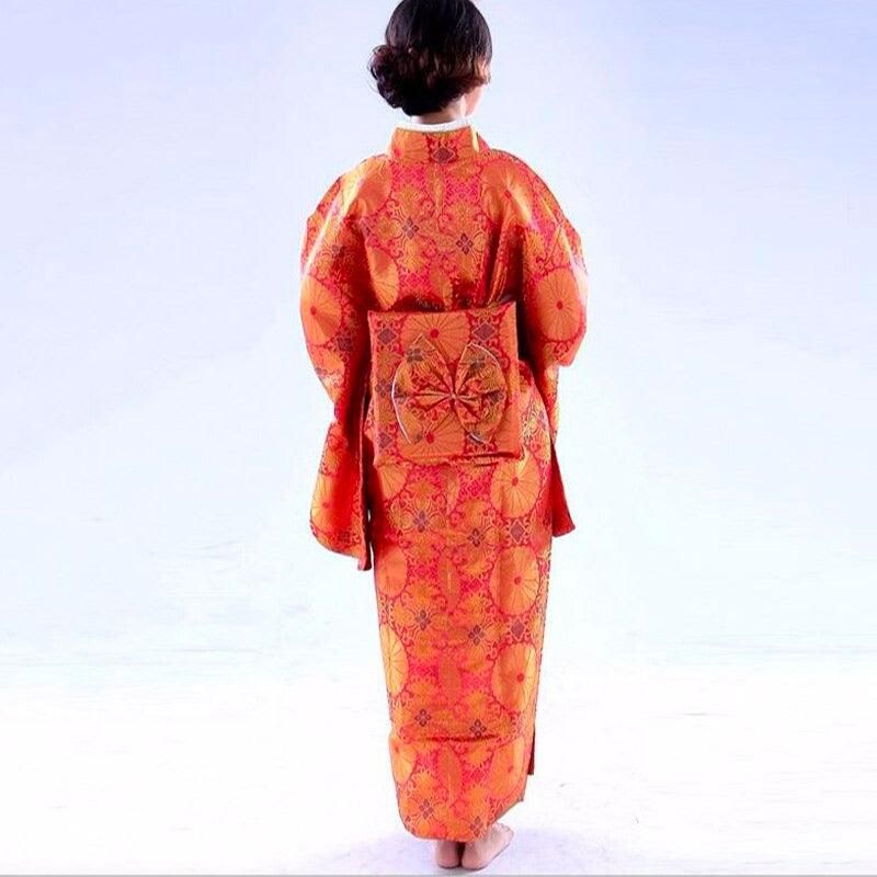 kimono traditionnel japonais femme