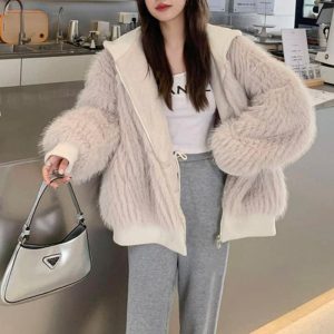 manteau blanc fausse fourrure