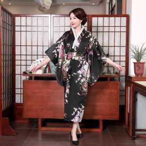 manteau japonais kimono traditionnel