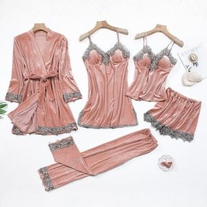nuisette rose satin