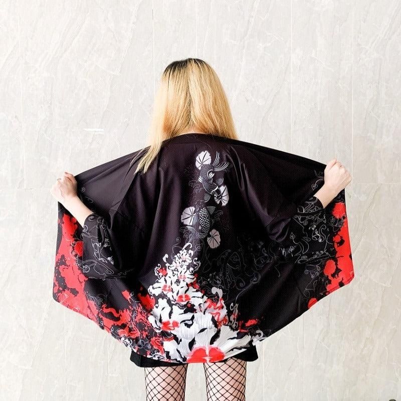 veste kimono noir et rouge