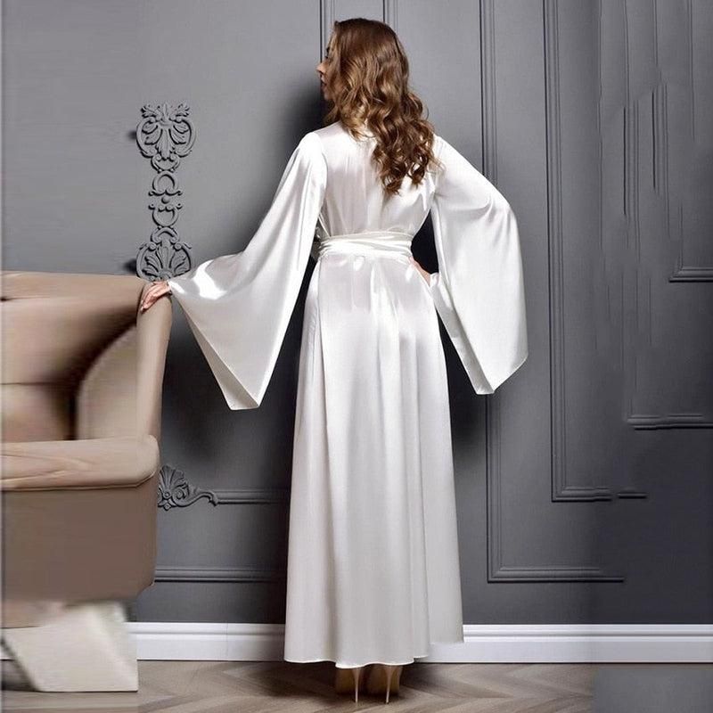 vêtement femme kimono satin blanc
