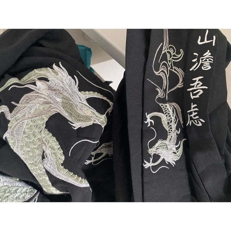 vêtement traditionnel japonais homme dragon