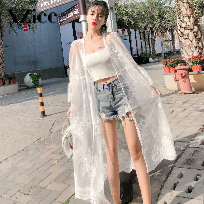 vêtement kimono satin dentelle