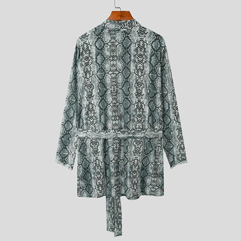 vêtement masculin robe de chambre courte
